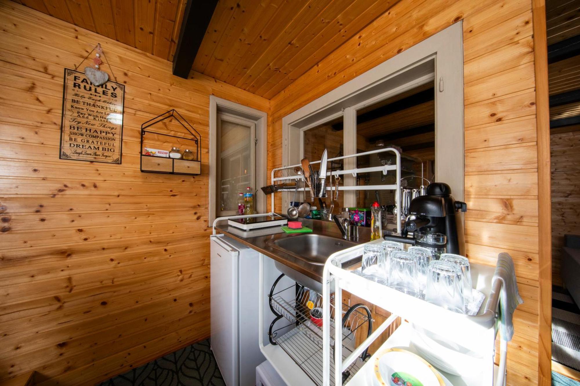 Cabana Adrienne Izvoru Mureşului Buitenkant foto